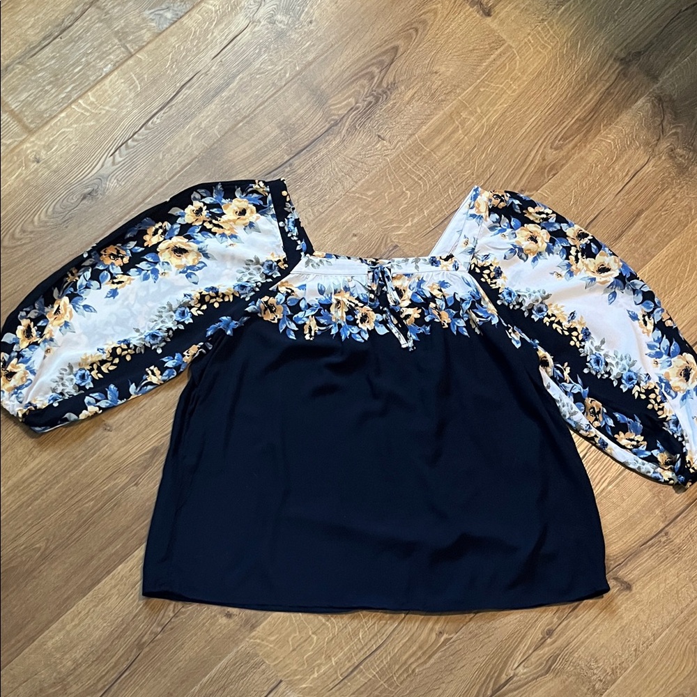 Cato Navy and Floral Puff Sleeve Blouse